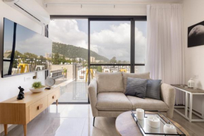 Bahai Gardens Vista Penthouse with Mamad by Sea N' Rent